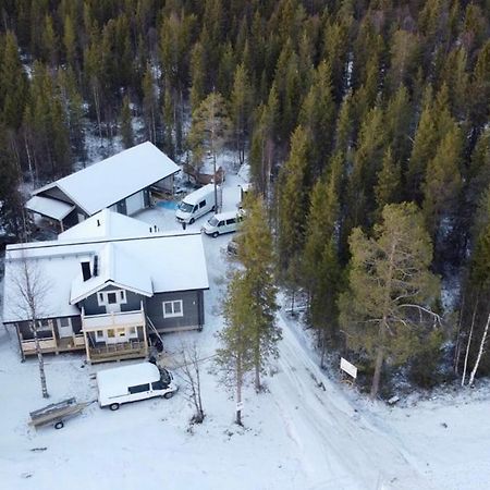 B&B Adventures Äkäslompolo 외부 사진