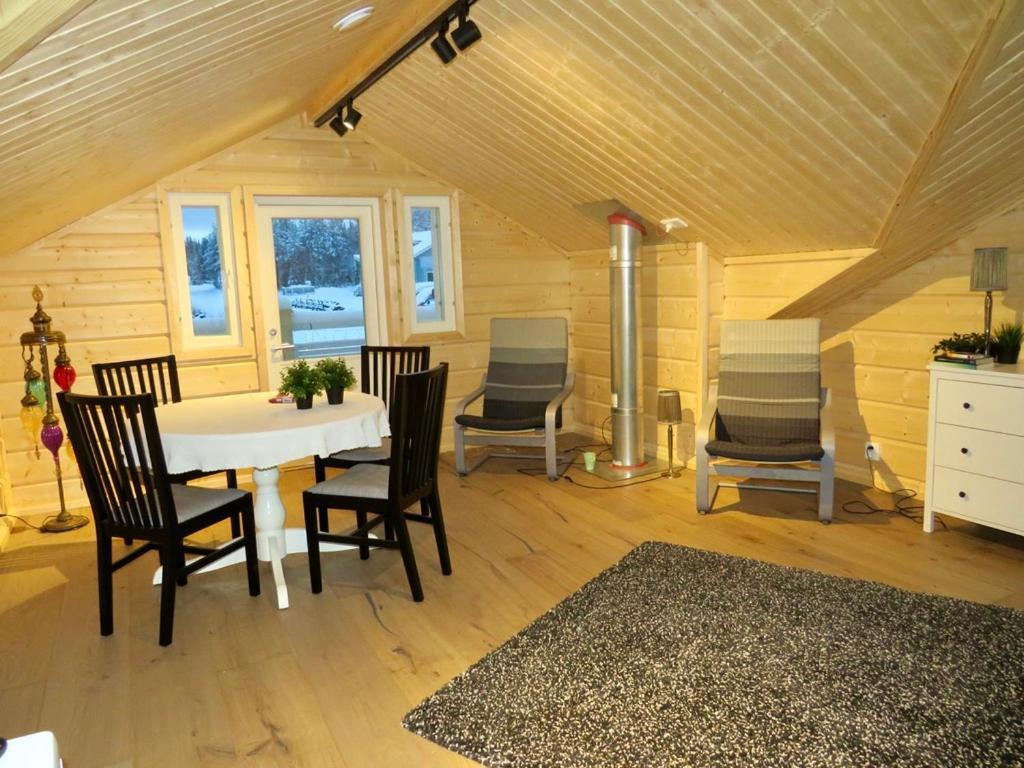 B&B Adventures Äkäslompolo 외부 사진